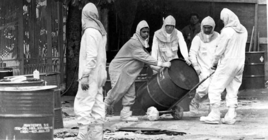 Tecnico-da-cnen-comissao-nacional-de-energia-nuclear-mede-o-indice-de-radioatividade-na-capsula-contwebp - Podp Bahia