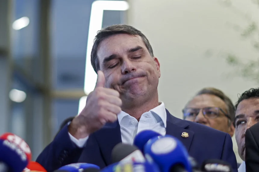 Flavio-bolsonaro-pede-para-trump-classificar-facco0139011900202605262006webpwebp - Podp Bahia