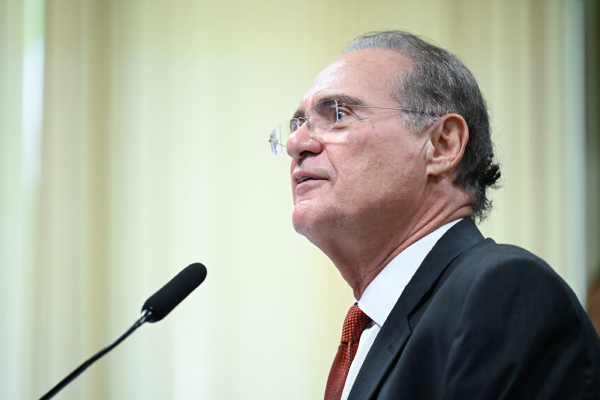 Senador-acusa-cunhada-de-motta-de-ter-recebido-r-10138923600202605181947jpg - Podp Bahia
