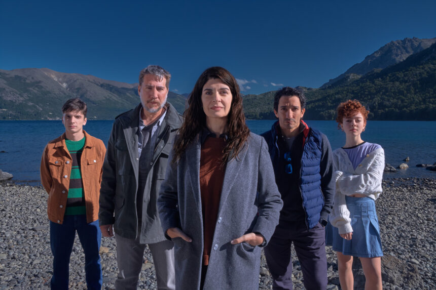 So-6-episodios-essa-serie-da-netflix-e-a-escolha-c0139029800202605281314jpg - Podp Bahia