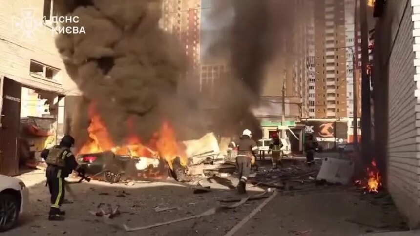 Bombeiros-combatem-incendios-apos-ataque-da-russia-atingir-kiev-capital-da-ucraniajpg - Podp Bahia