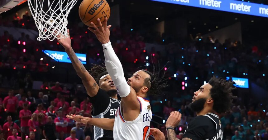 Knicks-spurs-e1780542774979jpg - Podp Bahia