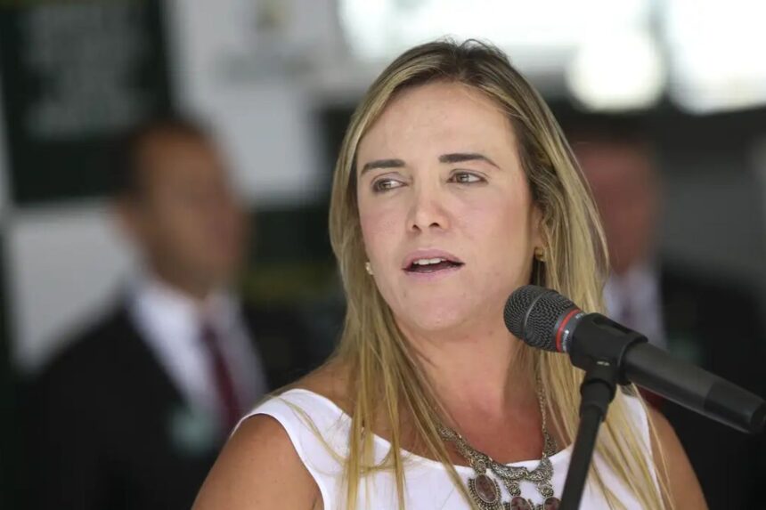 Celina-leaojpg - Podp Bahia