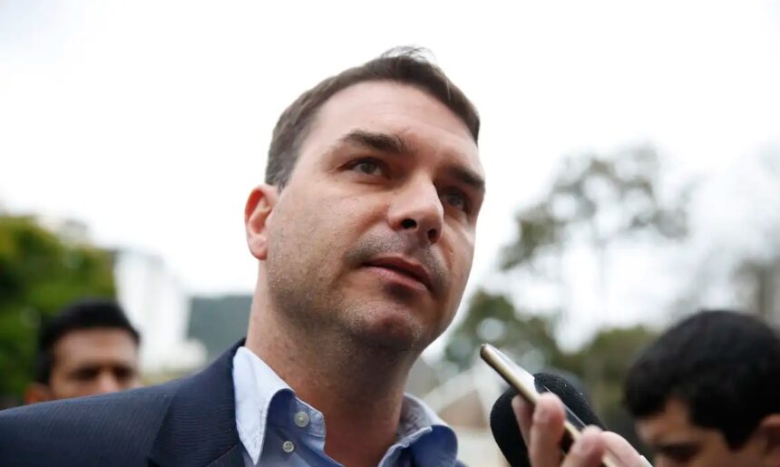 Flavio-bolsonaro-defende-medida-dos-eua-contra-fac0139122500202606052056jpg - Podp Bahia
