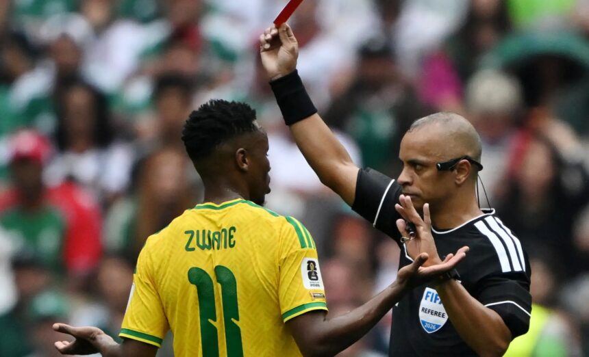 Jogador-da-africa-do-sul-e-punido-pela-fifa-e-pode0139252700202606180034jpg - Podp Bahia