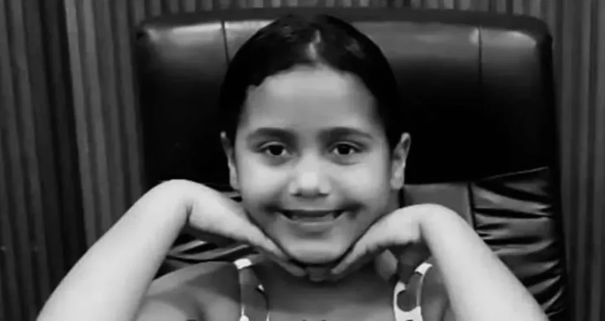 Menina-de-8-anos-morre-apos-cabelo-ficar-preso-em-0139223400202606151940webpwebp - Podp Bahia