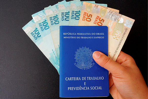 Servicos-e-comercio-pedem-mais-debate-sobre-a-pec-0139263200202606182128jpg - Podp Bahia