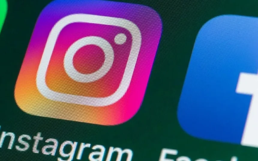 185595facebook-e-instagram-apresentam-instabilidade-em-varios-paises-neste-domingo-3-e1784465433506webp - Podp Bahia
