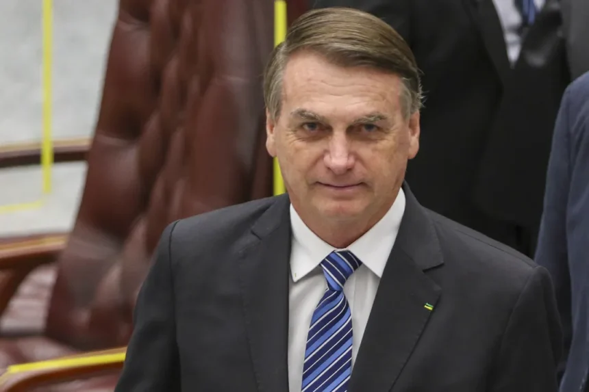 Bolsonaro-seguira-em-prisao-domiciliar-mas-visitas0139570300202607180742webpwebp - Podp Bahia