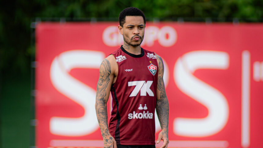 Matheuzinho-lamenta-gols-perdidos-contra-o-remo-qu0139663400202607262147jpg - Podp Bahia