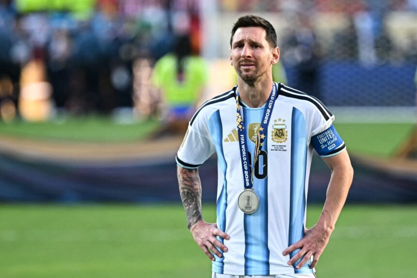 Messi-fica-sem-bola-de-ouro-da-copa-apos-derrota-p0139580800202607192008jpg - Podp Bahia