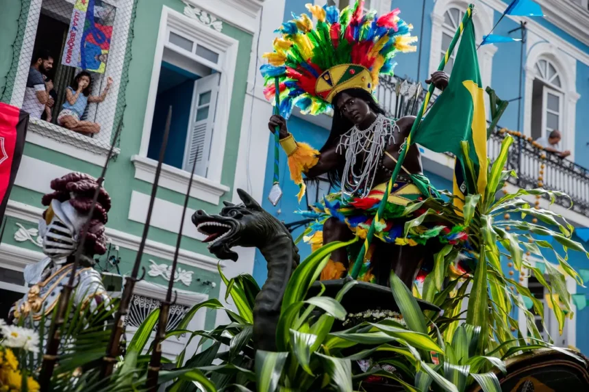 Olodum-lanca-hq-gratuita-sobre-a-independencia-da-0139374800202606302142webpwebp - Podp Bahia