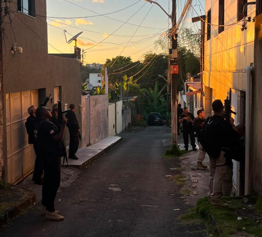 Operacao-mira-esquema-de-fraude-em-contratacao-de-0139702500202607300855jpg - Podp Bahia